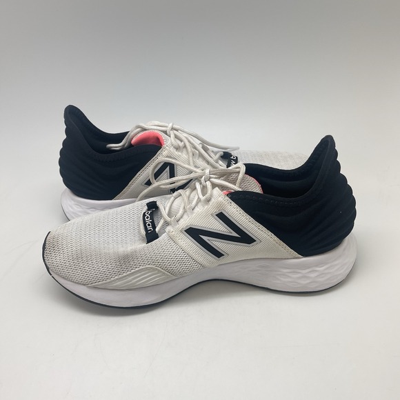 New Balance Sneakers Womens‎ 9.5 D Fresh Foam Roav WROAVLW White Running Shoes - Picture 7 of 10